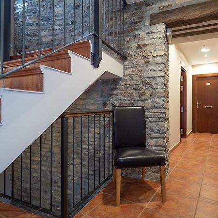 Casa Cambra Pensionat Aínsa Exteriör bild