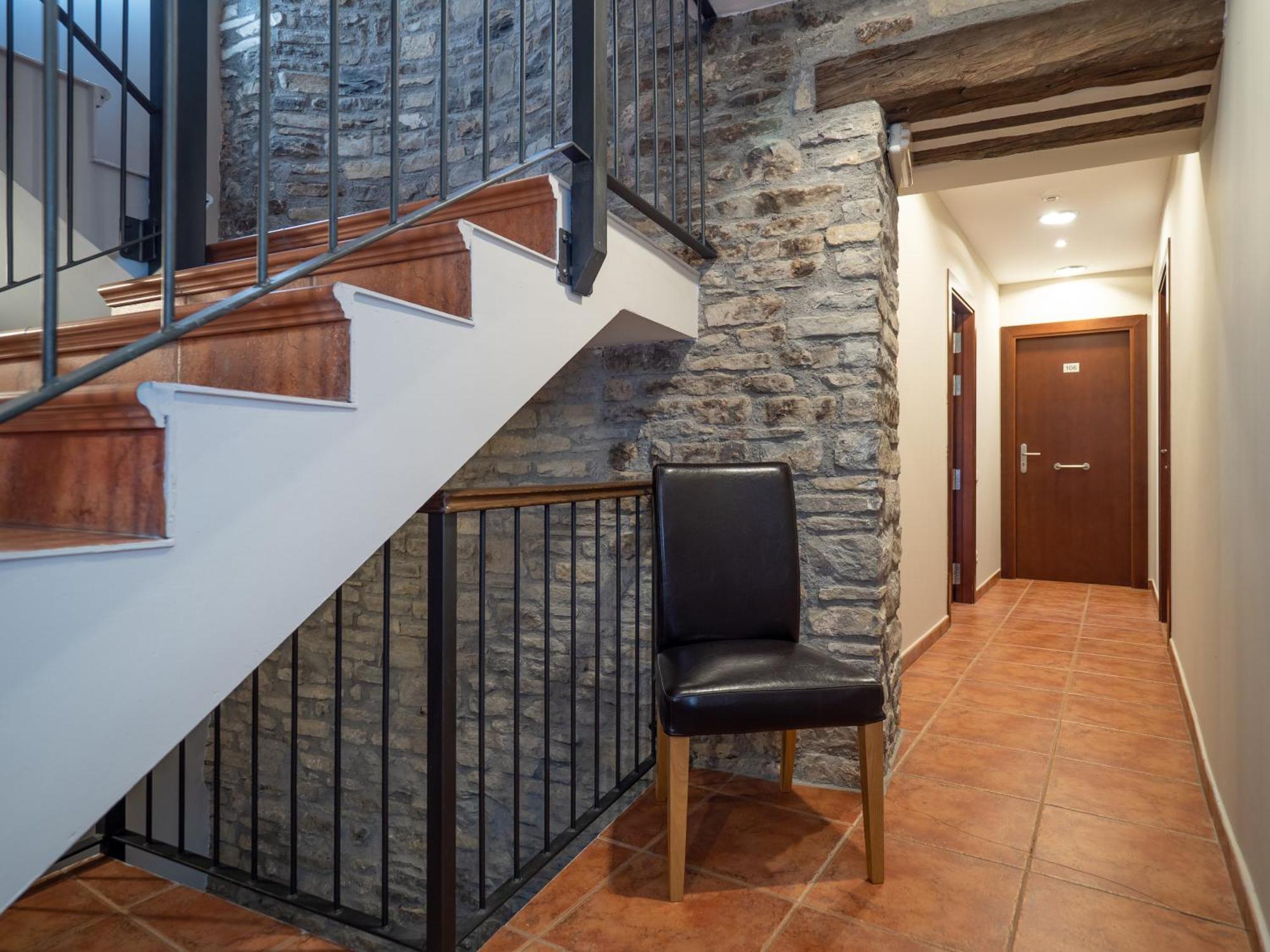 Casa Cambra Pensionat Aínsa Exteriör bild